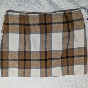 NWT Brown, White And Black Plaid Women's Skirt